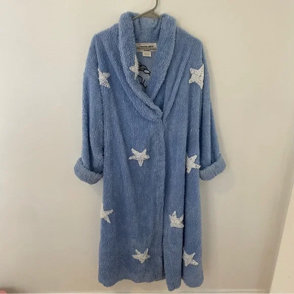 Canyon Group Blue Chenille Vintage Cow and Star Robe - Picture 3 of 6